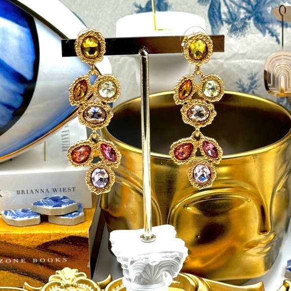 🆕 OSCAR DE LA RENTA 🧿 NWOT Lintzer Embellished Drop Earrings - Pastel Gemstone - Picture 3 of 14